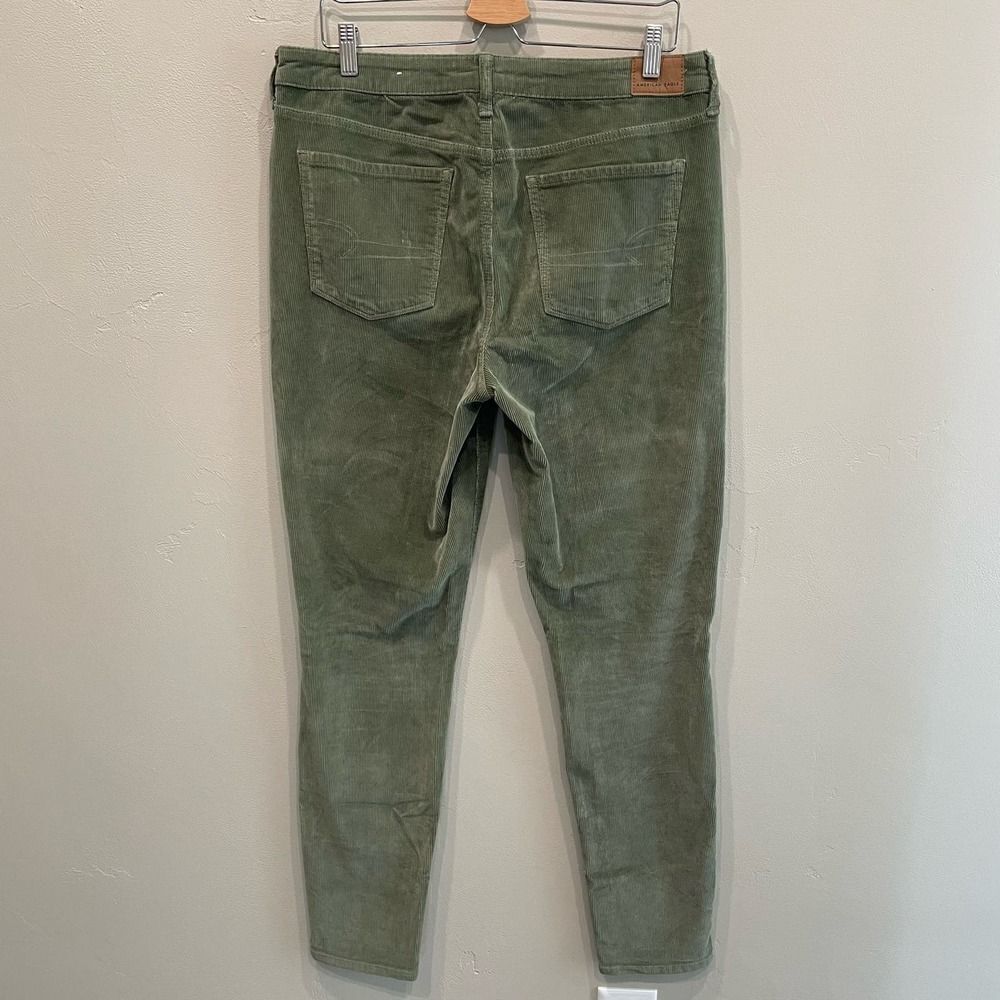 NWT American Eagle Stretch Green Corduroy High-Rise Jeggings - Size: 14 Long - Picture 2 of 7